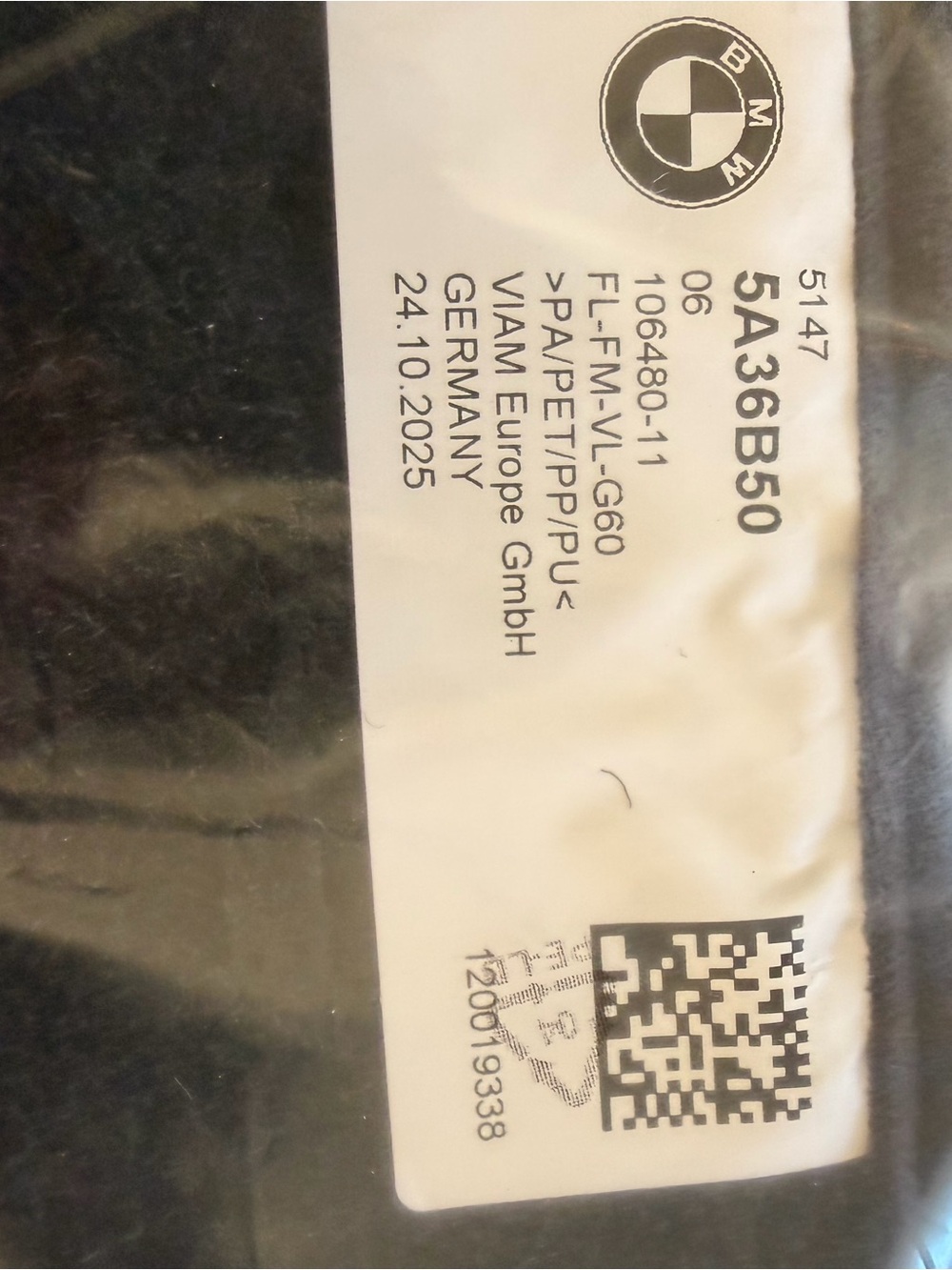 BMW Black floor mats - new- for M5, 5 series 2026